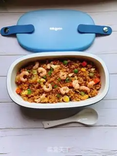 Make Soy shrimp fried rice step 7