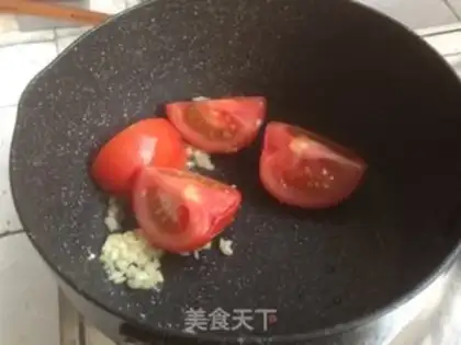Make Tomato egg noodles step 4