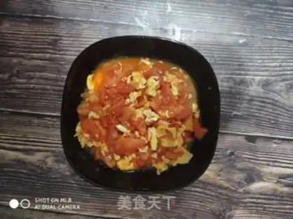 Make Tomato fried eggs step 6
