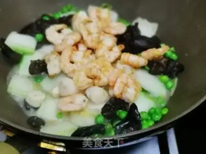 Make Shrimp sprouts step 6