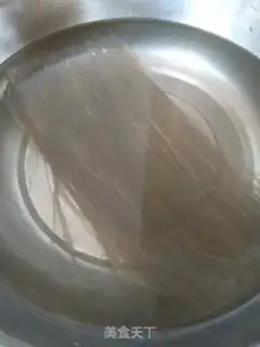 Make Pork sour gravy buns step 1