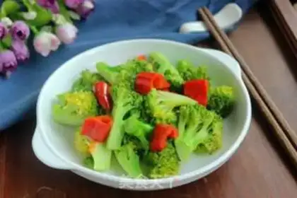 Make Paprika with broccoli step 6