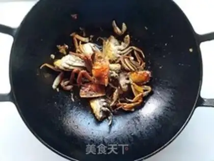 Make Curry burning crabs step 5