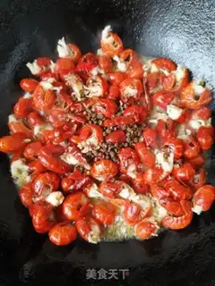 Make Spicy shrimp tail step 3