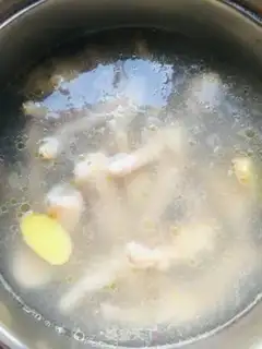 Make Red chicken feet step 1