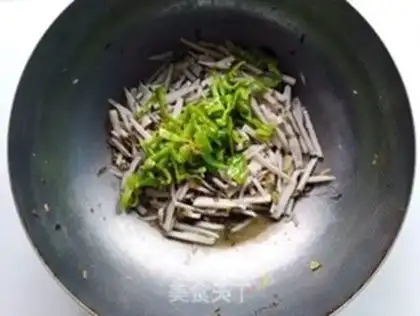 Make Pickle green peppers and silk step 9