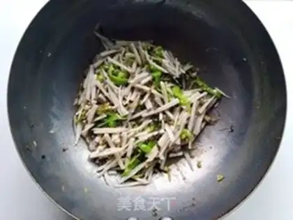 Make Pickle green peppers and silk step 10