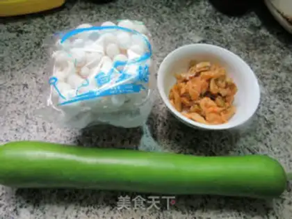 Make Squeeze the white mushrooms and cook the flowers at night step 0