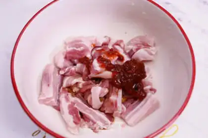 Make Han baked five flowers step 1