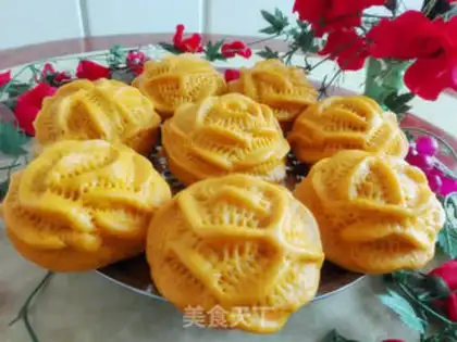 Make Pumpkin date palm bun step 5