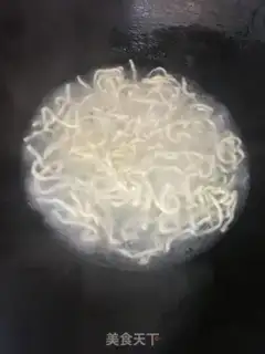 Make Squeeze the noodles step 4
