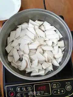 Make Apricot mushroom step 3