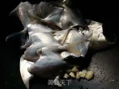 Make A white-burned minnow step 1