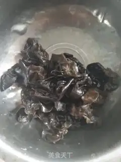 Make A cold, bitter melon step 1