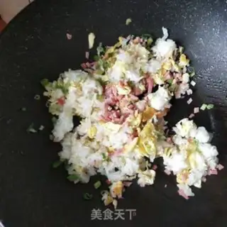 Make Ham and egg fried rice step 3