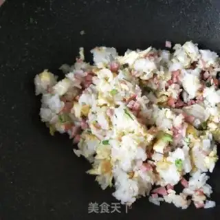 Make Ham and egg fried rice step 4