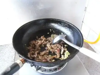 Make Five flowers for beans step 6