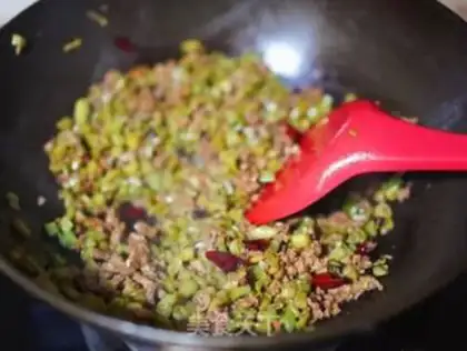 Make Meat and soybeans step 4