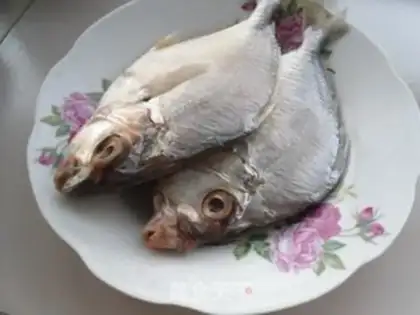 Make Garlic fried the fish step 1