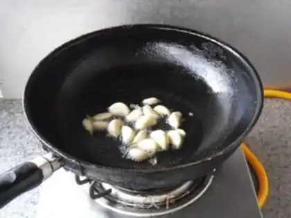 Make Garlic fried the fish step 3
