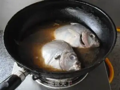 Make Garlic fried the fish step 8