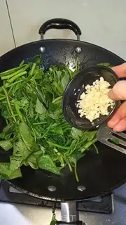 Make Garlic cabbage step 4