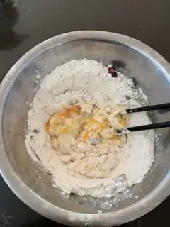 Make Meatloaf fried apricot mushrooms step 6