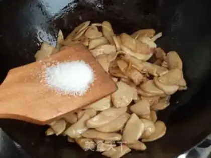 Make Meatloaf fried apricot mushrooms step 8