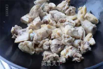 Make Chicken-legged pasta step 4