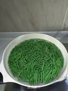 Make Garlic beans step 3