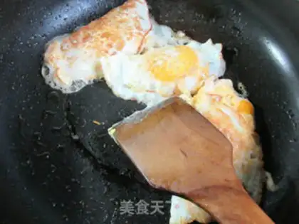 Make Pepper duck eggs step 1