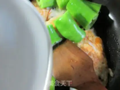 Make Pepper duck eggs step 2