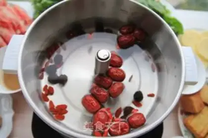 Make Home-based hot pot step 6