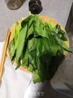 Make Spinach fan soup step 1