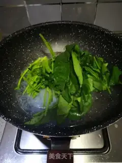 Make Spinach fan soup step 4