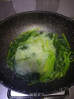 Make Spinach fan soup step 6