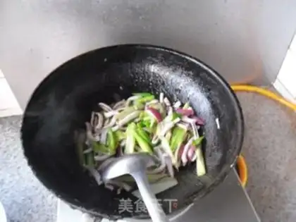 Make Home-based hot pot step 20