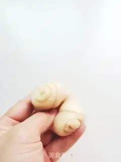 Make Sioux moon cake step 16