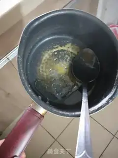Make Home-based caramel port tea step 3