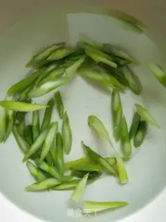 Make White maggot step 6