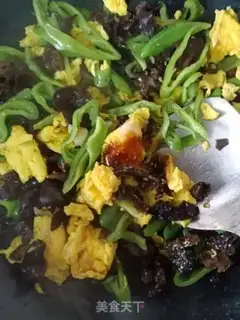 Make Pyramids for eggs step 10