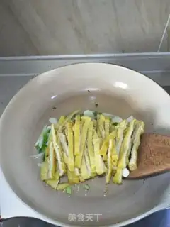 Make White maggot step 10