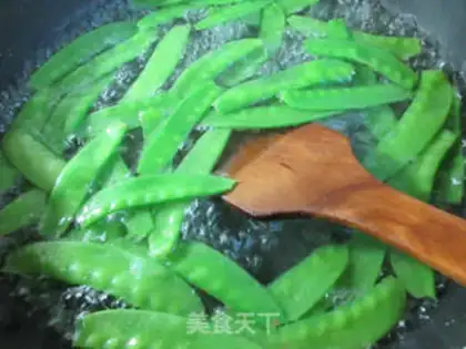 Make Chicken breast fried Dutch beans step 7