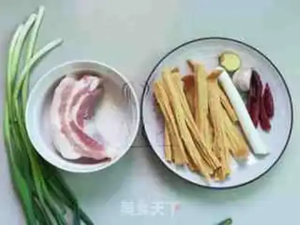 Make Five flowers and gravy step 0