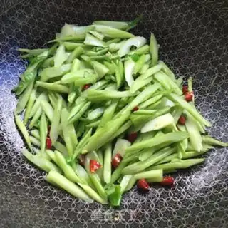Make Fired celery step 3
