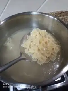 Make Shrimp mushrooms and tomatoes step 8