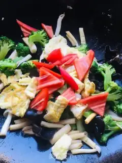 Make Seafood mushrooms and wooded eggs from broccoli step 9
