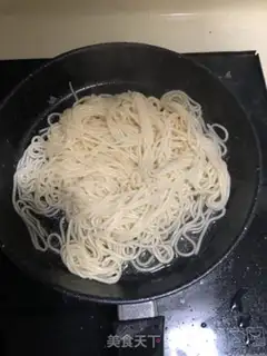 Make Beef sauce noodles step 2