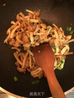 Make Rolling mushroom tofu step 4