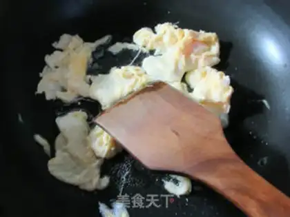 Make Duck omelet and rice noodles step 4